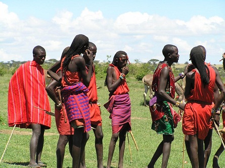 Làng Maasai của những người ... nhiều vợ