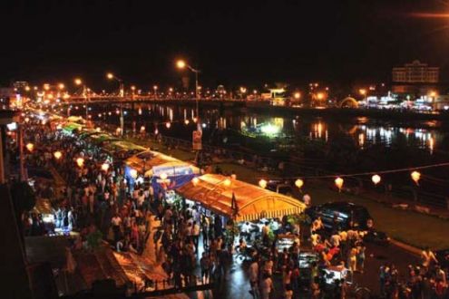 Xuất hiện chợ đêm ở Phan Thiết để phục vụ khách